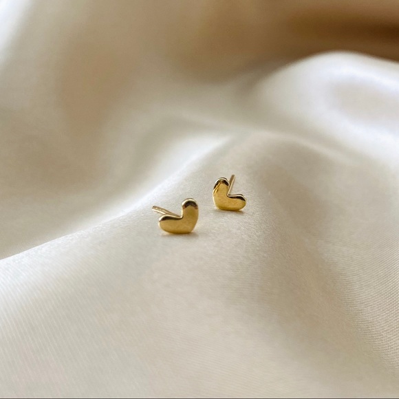 Mini 14K Gold Plated Studs Minimalist - Picture 4 of 12